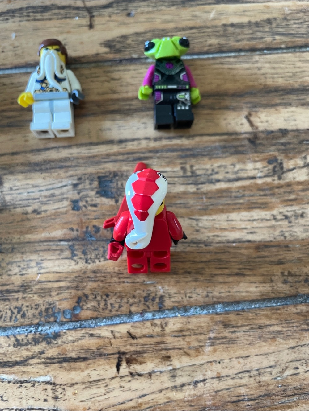 LEGO White Ninjago and Alien Minifigure Mix of 5 Mini Figurines - Picture 8 of 8